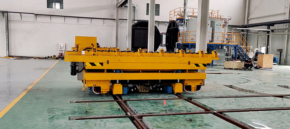 電動(dòng)軌道地平車(chē)2